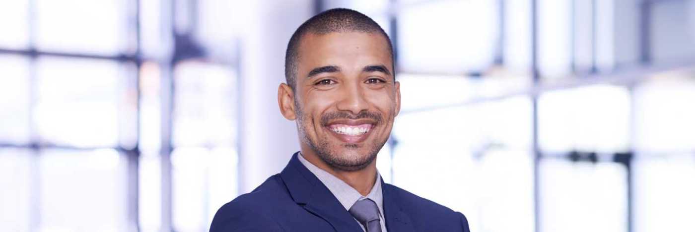 Ich kaufe die Reiseleistungen beim City Air Terminal Reisebüro